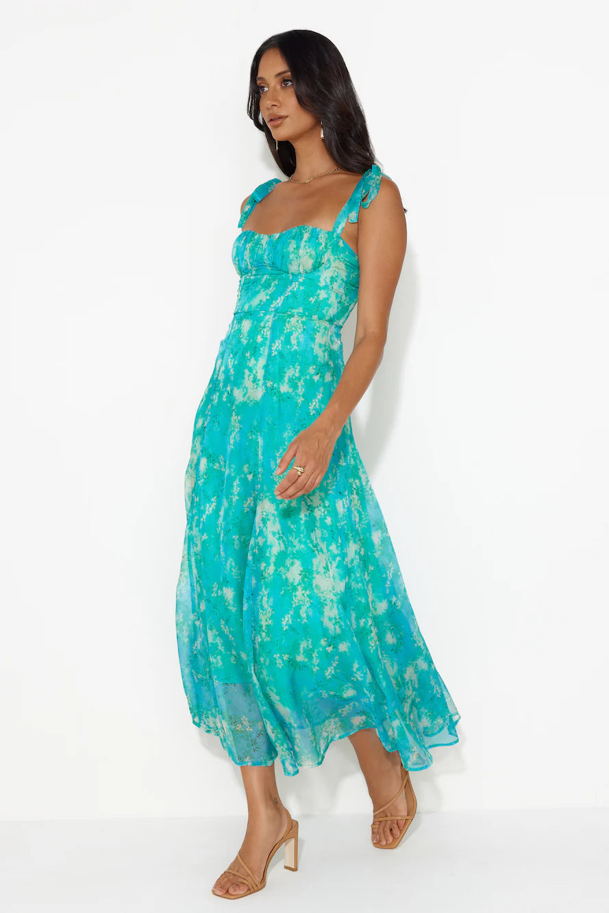 Dressing Up Midi Dress Green